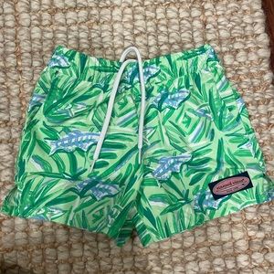 Vineyard vines 2t swim trunks